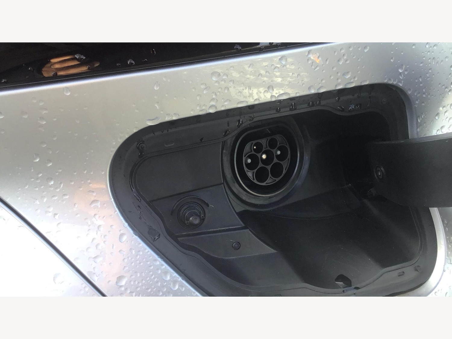 Used Toyota C-HR 2024 for sale - 76802403: Photo 22