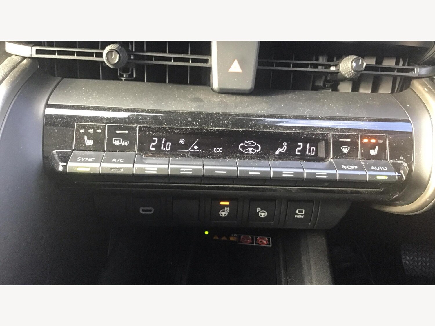 Used Toyota C-HR 2024 for sale - 76802403: Photo 27