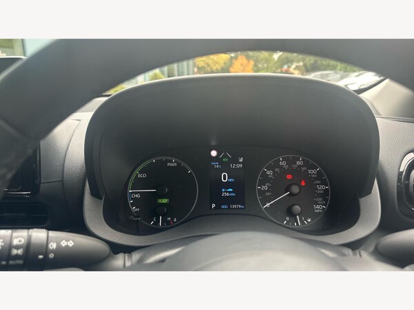 Used Toyota Yaris 2022 for sale - 76095143: Photo 11