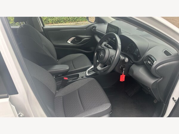 Used Toyota Yaris 2022 for sale - 76095143: Photo 13