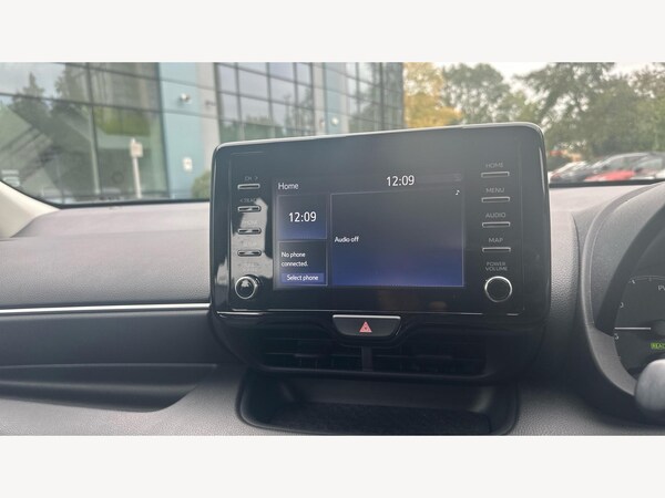 Used Toyota Yaris 2022 for sale - 76095143: Photo 9