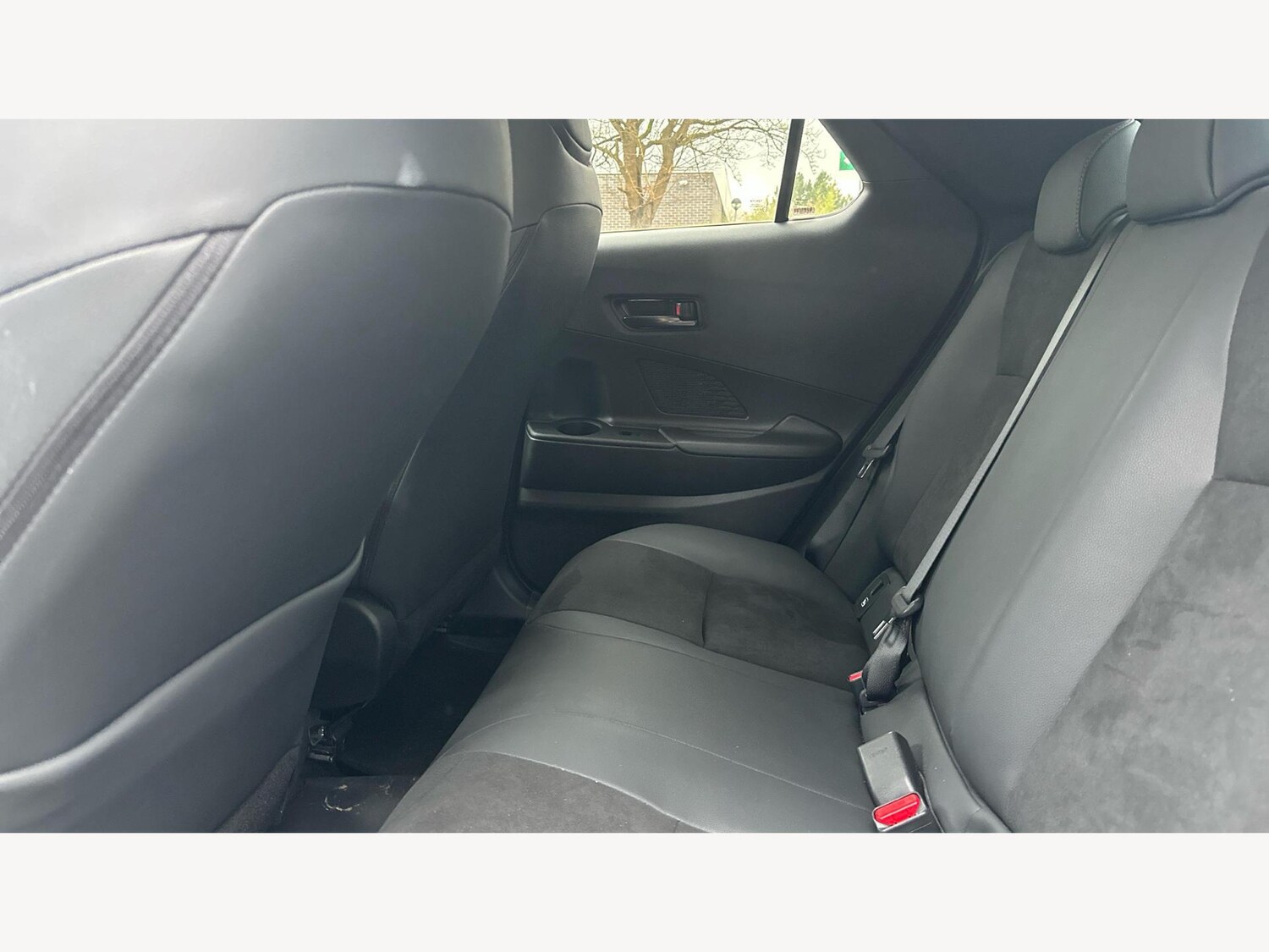 Used Toyota C-HR for sale - 77633974: Photo 15