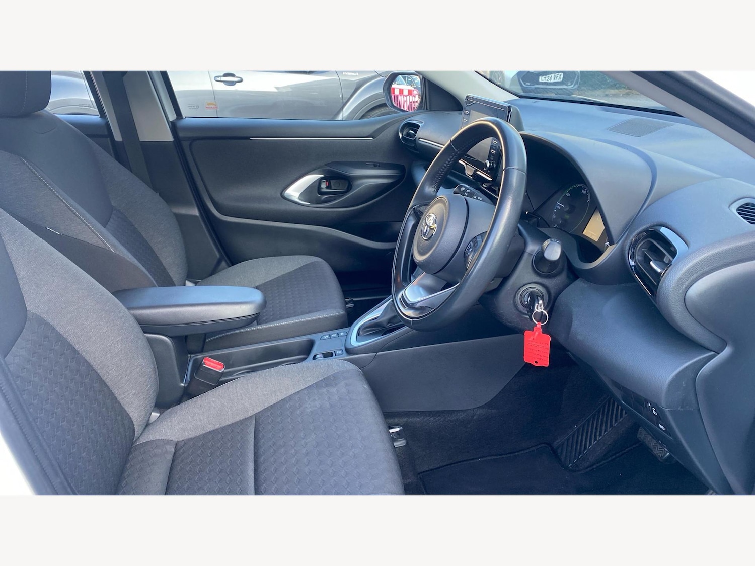 Used Toyota Yaris for sale - 76473005: Photo 13