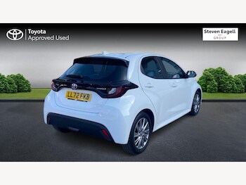 Used Toyota Yaris 2023 for sale - 76473005: Photo