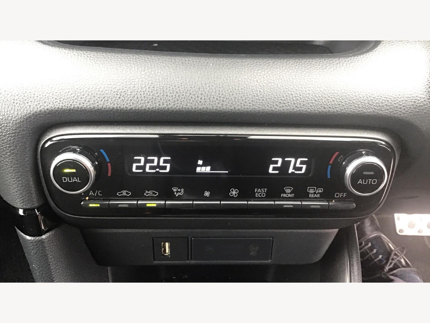 Used Toyota Yaris 2023 for sale - 77439677: Photo 24