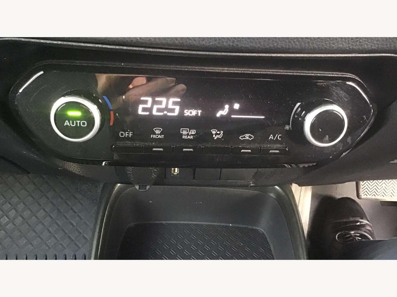 Used Toyota Aygo X 2022 for sale - 76398627: Photo 22