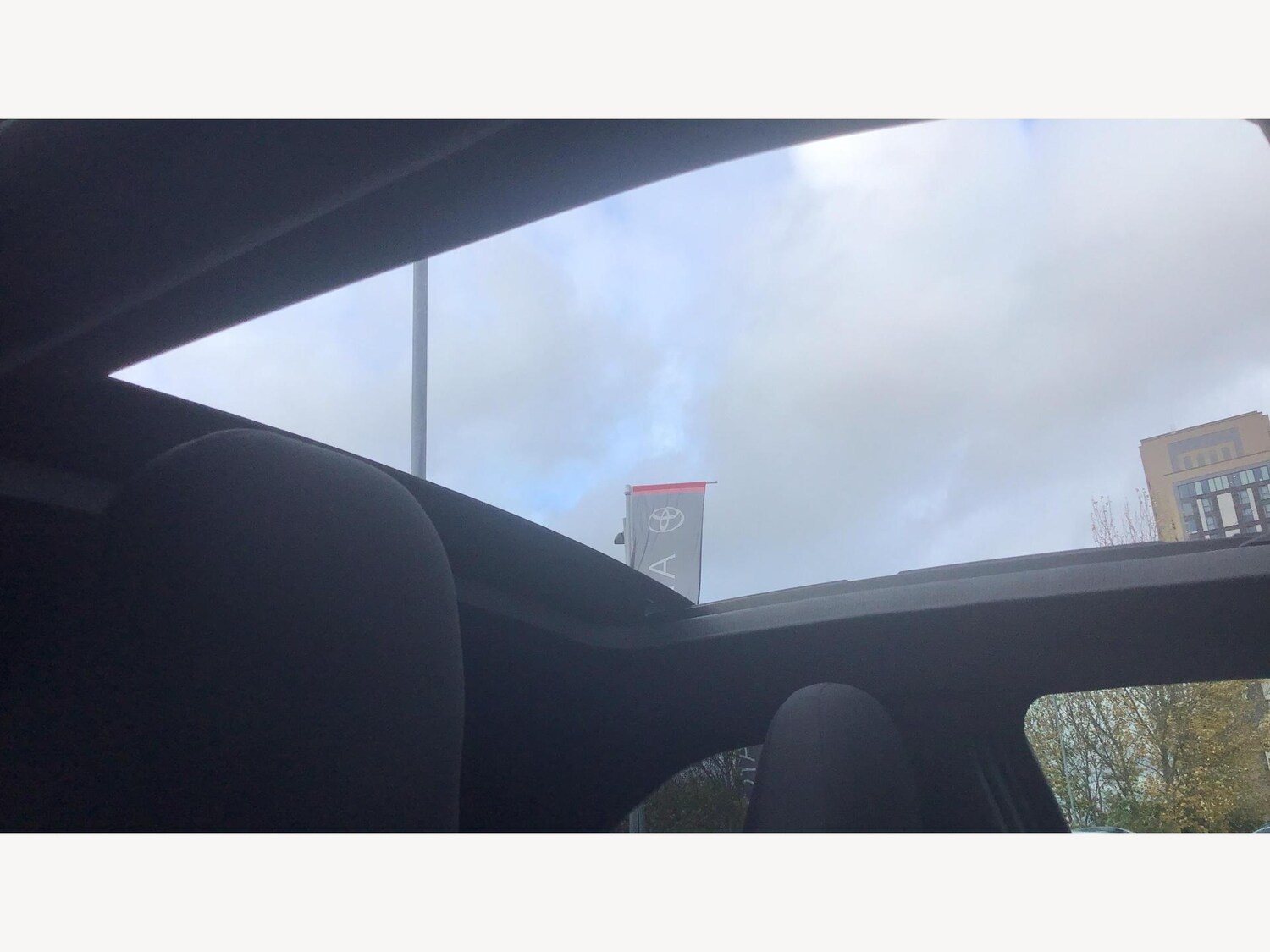 Used Toyota Aygo X 2022 for sale - 76398627: Photo 24