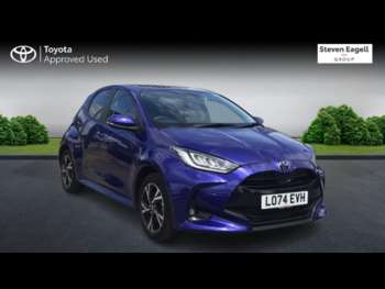 2024 (74) - 1.5 VVT-h Design Hatchback 5dr Petrol Hybrid E-CVT Euro 6 (s/s) (116 ps)