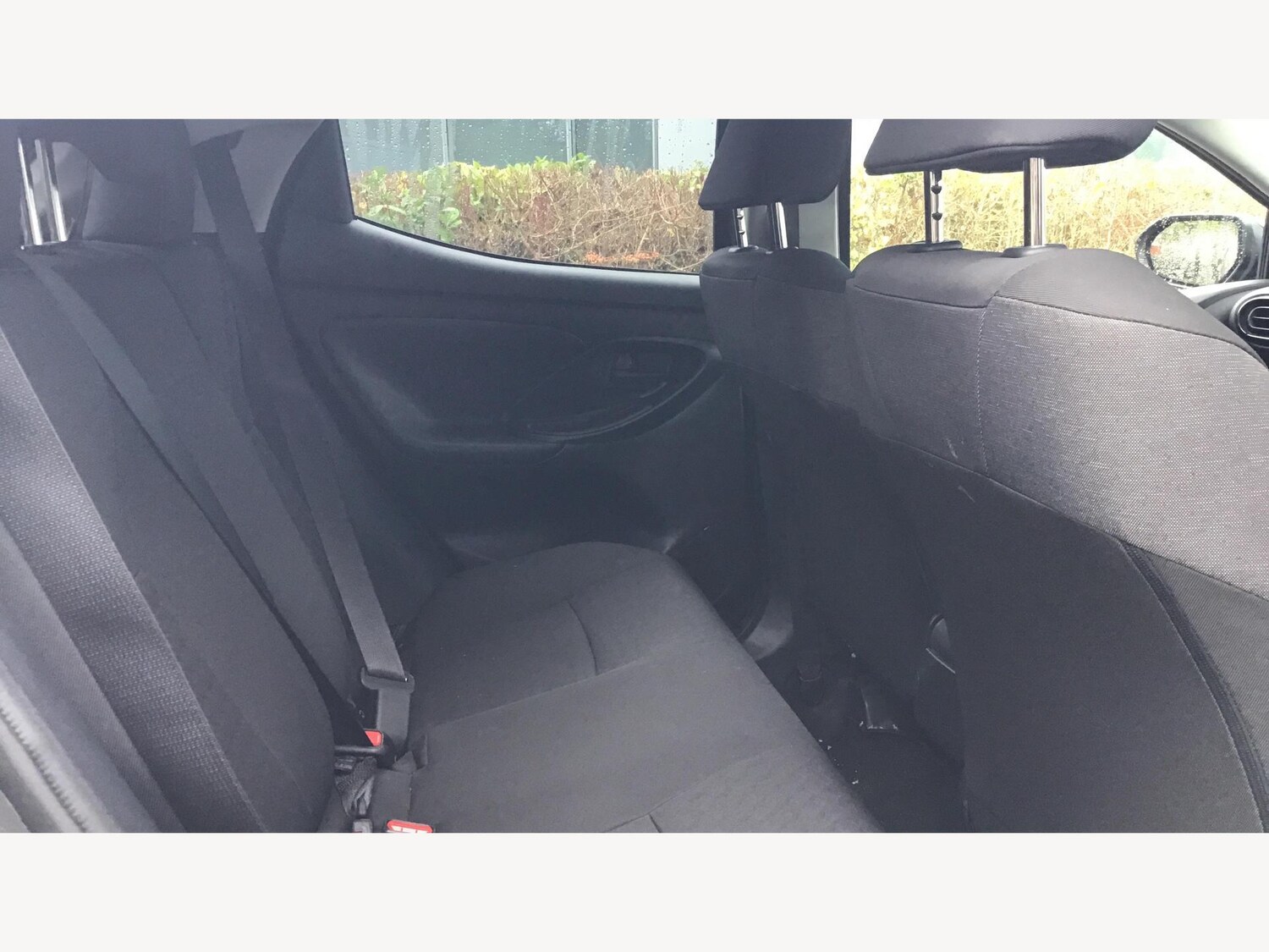 Used Toyota Yaris 2022 for sale - 76865143: Photo 14