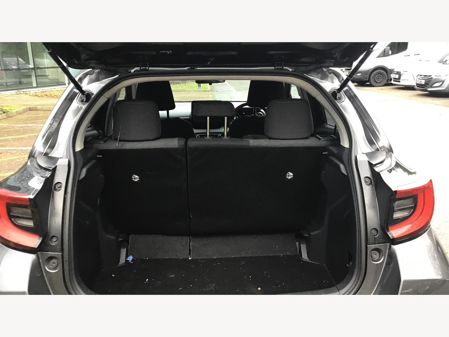 Used Toyota Yaris 2022 for sale - 76865143: Photo 16