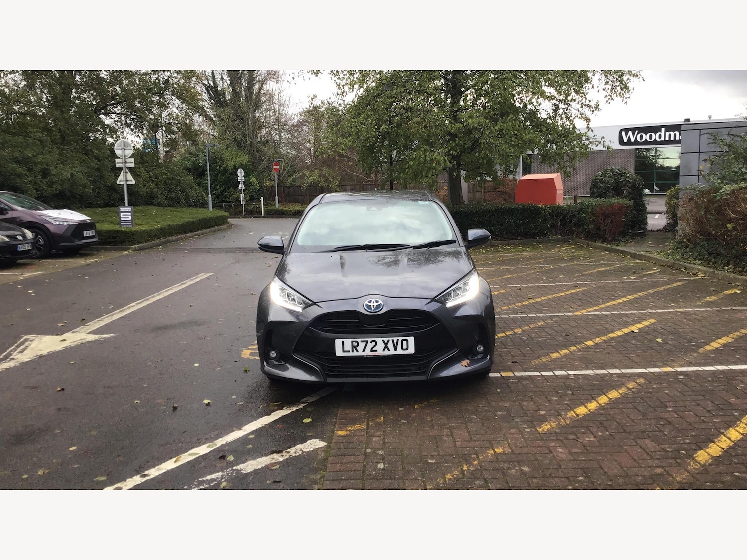 Used Toyota Yaris 2022 for sale - 76865143: Photo 17