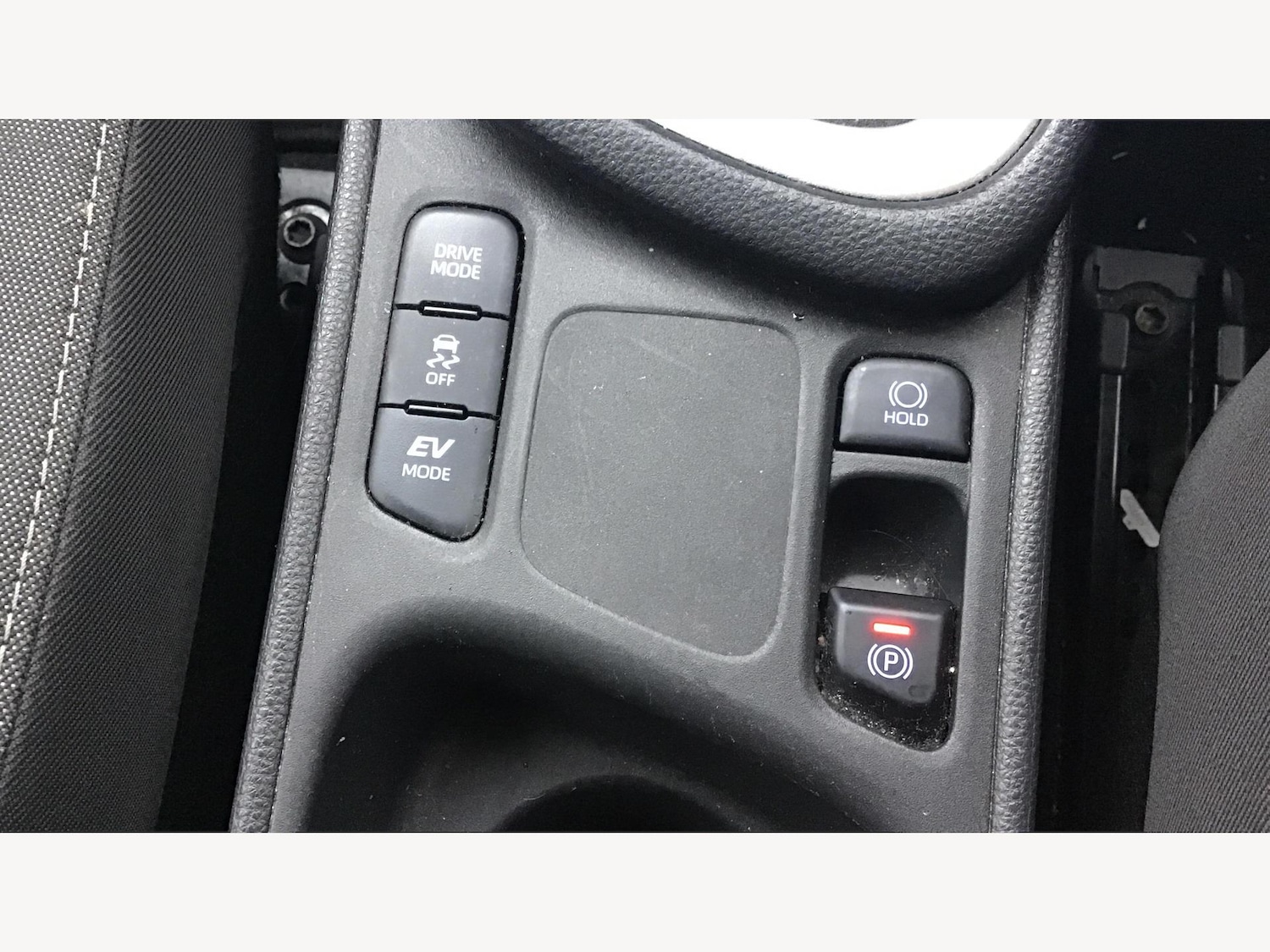 Used Toyota Yaris 2022 for sale - 76865143: Photo 24