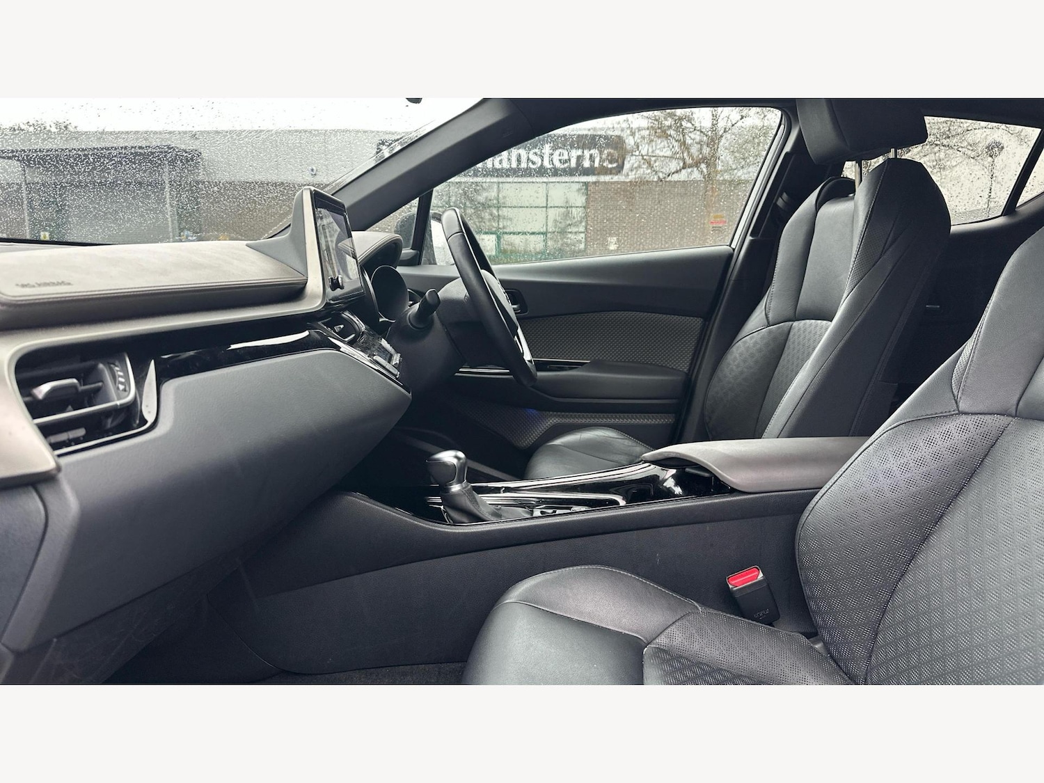 Used Toyota C-HR 2023 for sale - 77559875: Photo 12