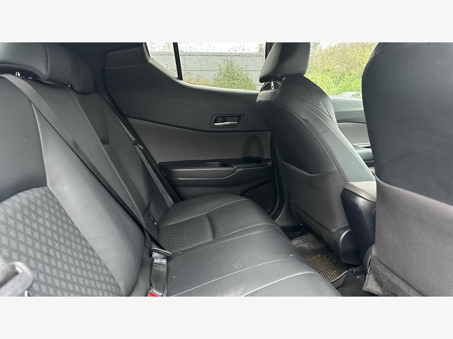 Used Toyota C-HR 2023 for sale - 77559875: Photo 14