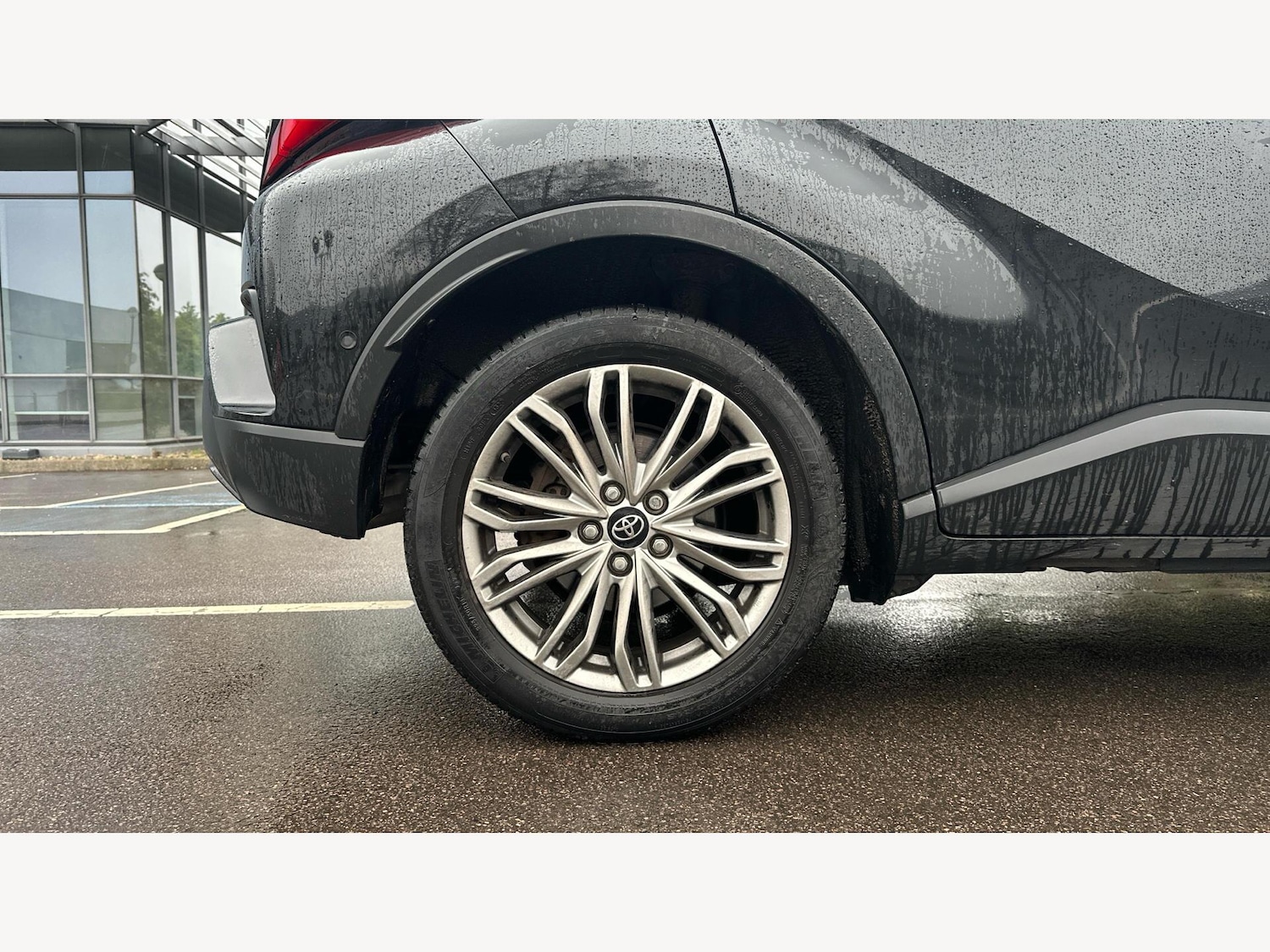 Used Toyota C-HR 2023 for sale - 77559875: Photo 20