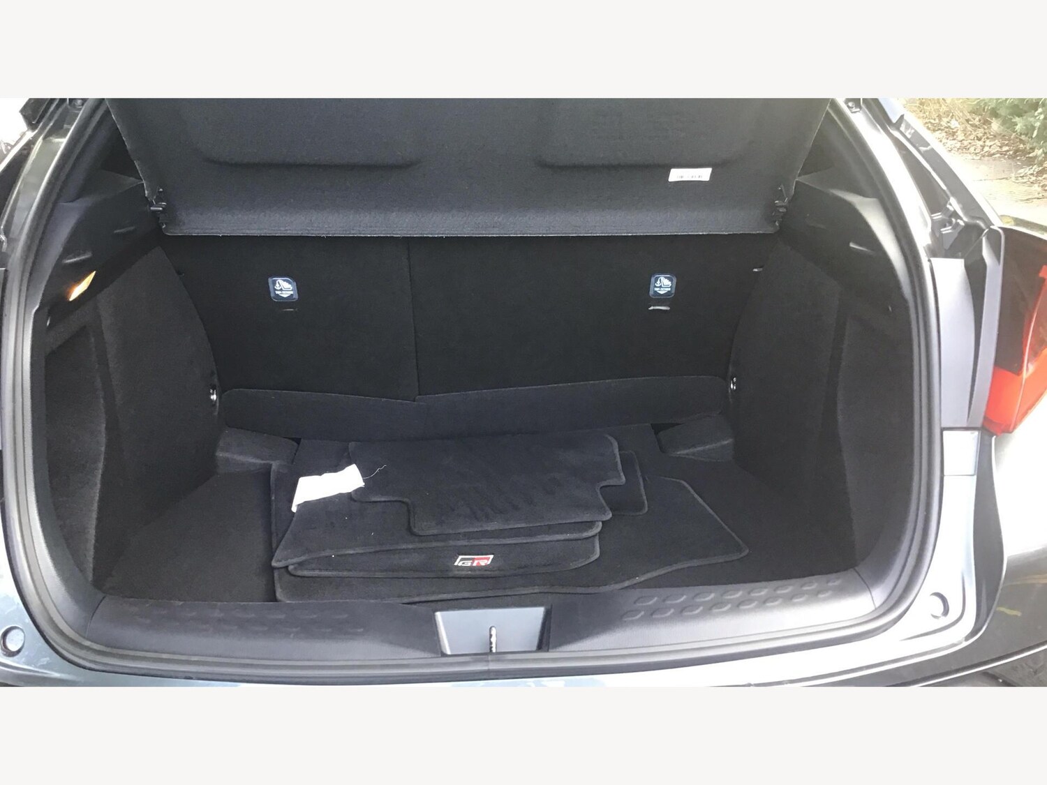 Used Toyota C-HR 2023 for sale - 77305211: Photo 16