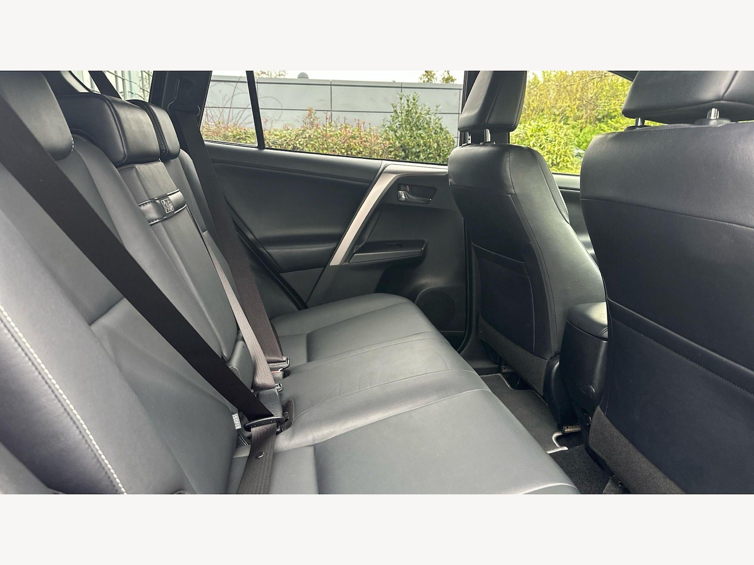 Used Toyota RAV4 for sale - 77612614: Photo 14