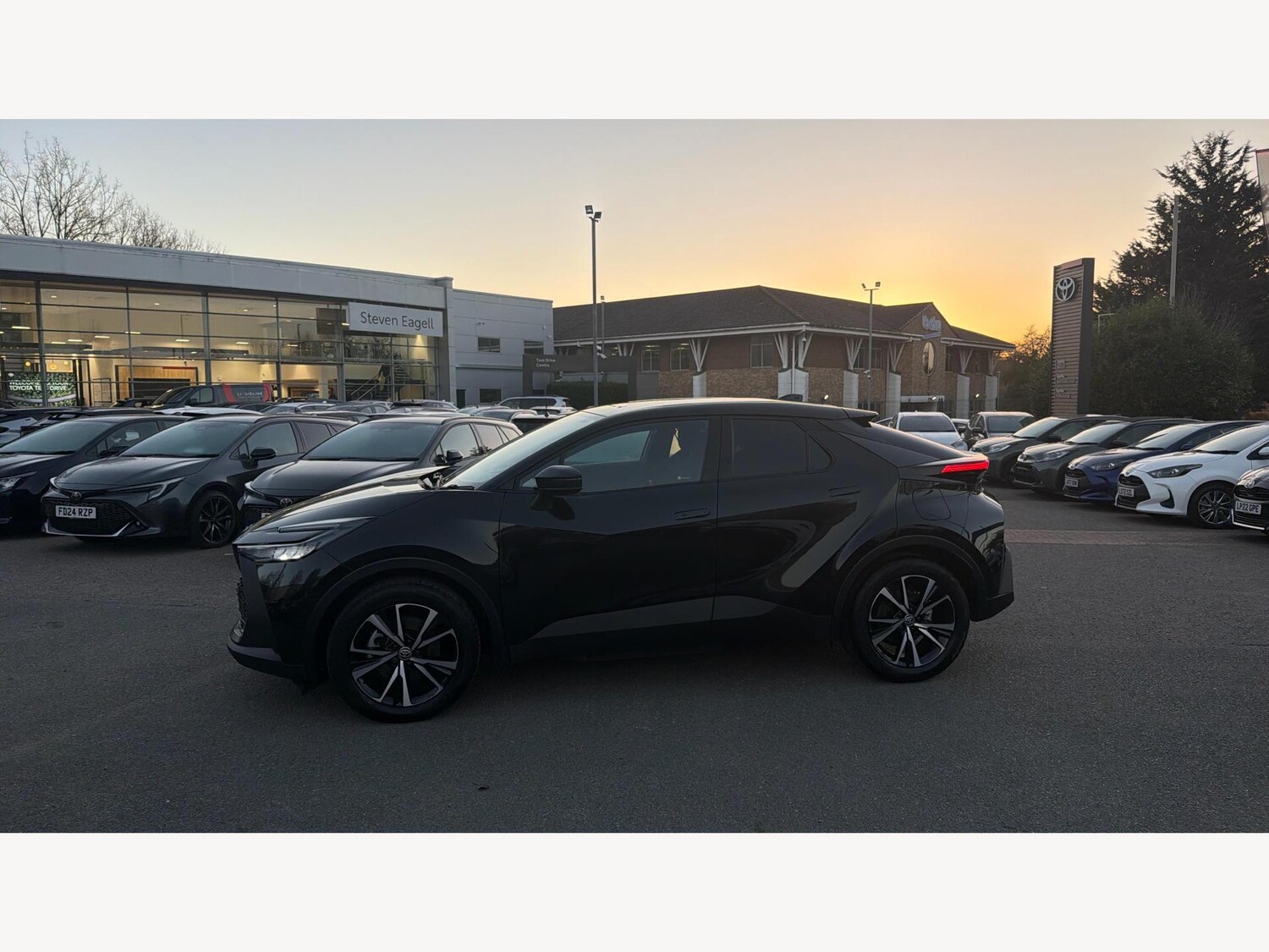 Used Toyota C-HR 2024 for sale - 76658422: Photo 18