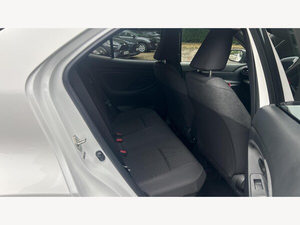 Used Toyota Yaris Cross 2022 for sale - 75965811: Photo 14