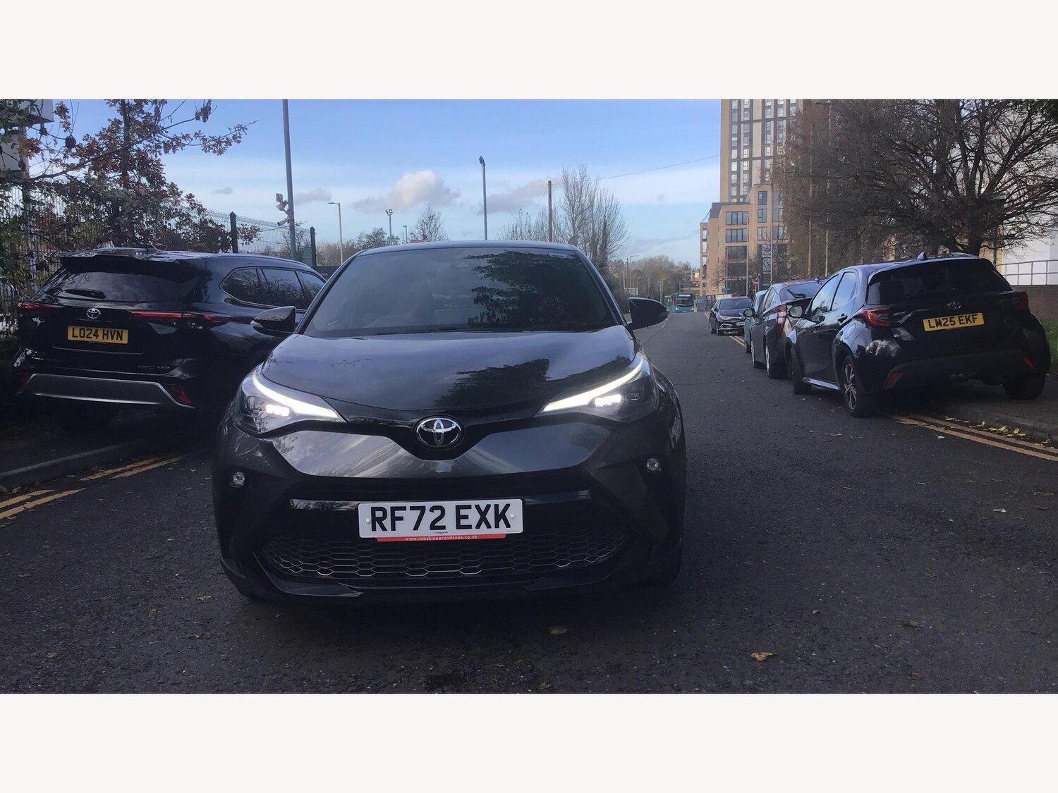 Used Toyota C-HR 2023 for sale - 76584922: Photo 17