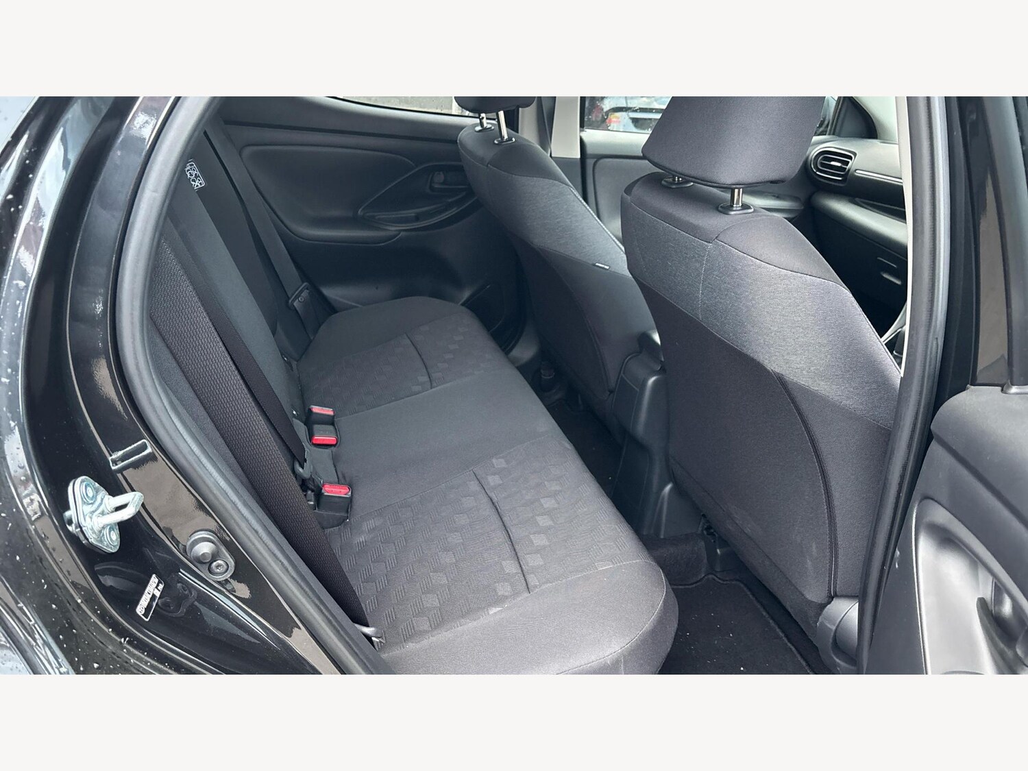 Used Toyota Yaris 2025 for sale - 76527722: Photo 14