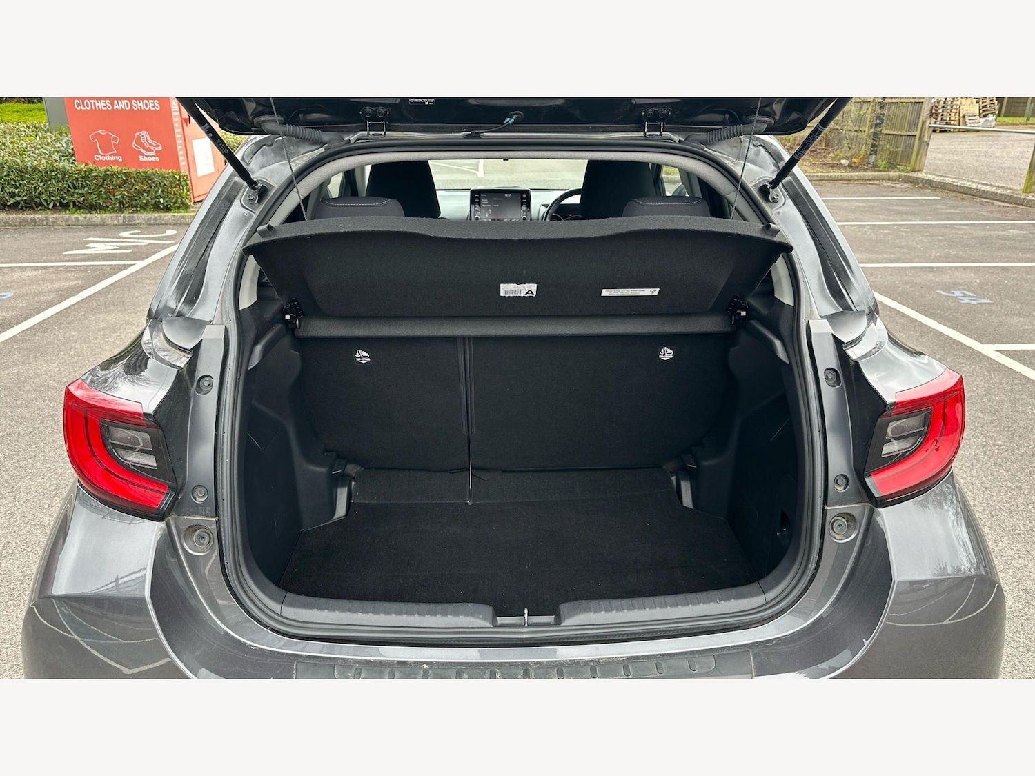 Used Toyota Yaris for sale - 78086373: Photo 16