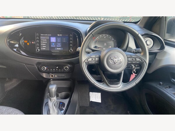 Used Toyota Aygo X 2023 for sale - 76247224: Photo 8