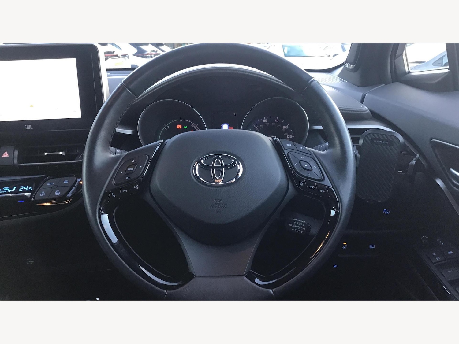 Used Toyota C-HR 2023 for sale - 77103690: Photo 10