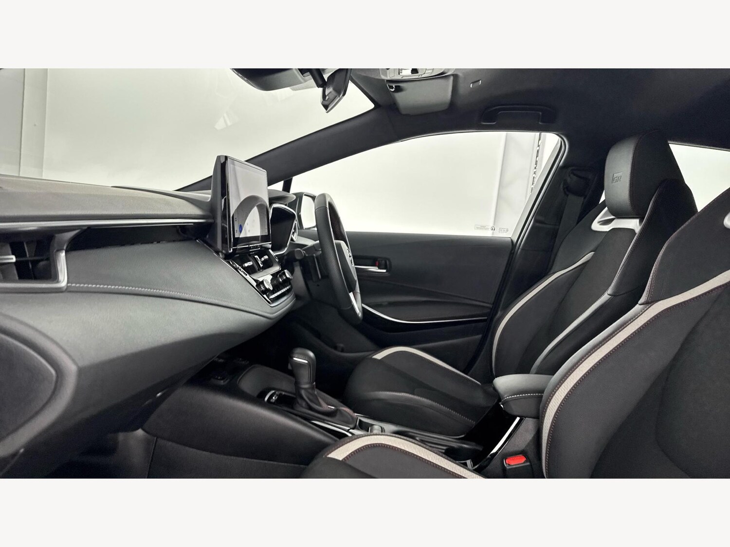 Used Toyota Corolla for sale - 76473809: Photo 12