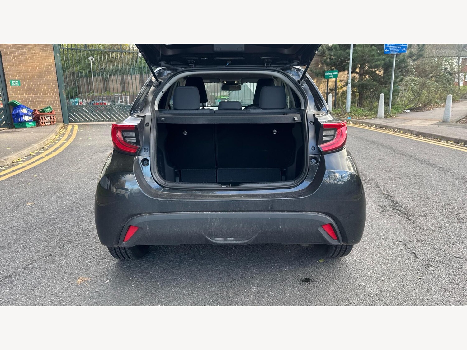 Used Toyota Yaris 2025 for sale - 77103529: Photo 16