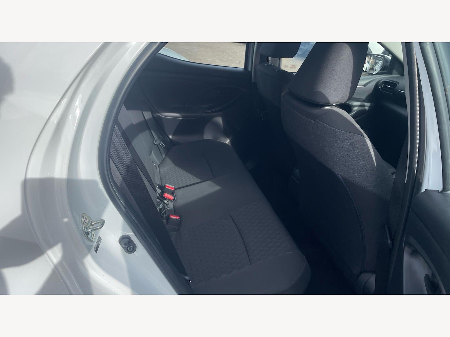 Used Toyota Yaris for sale - 77993606: Photo 14