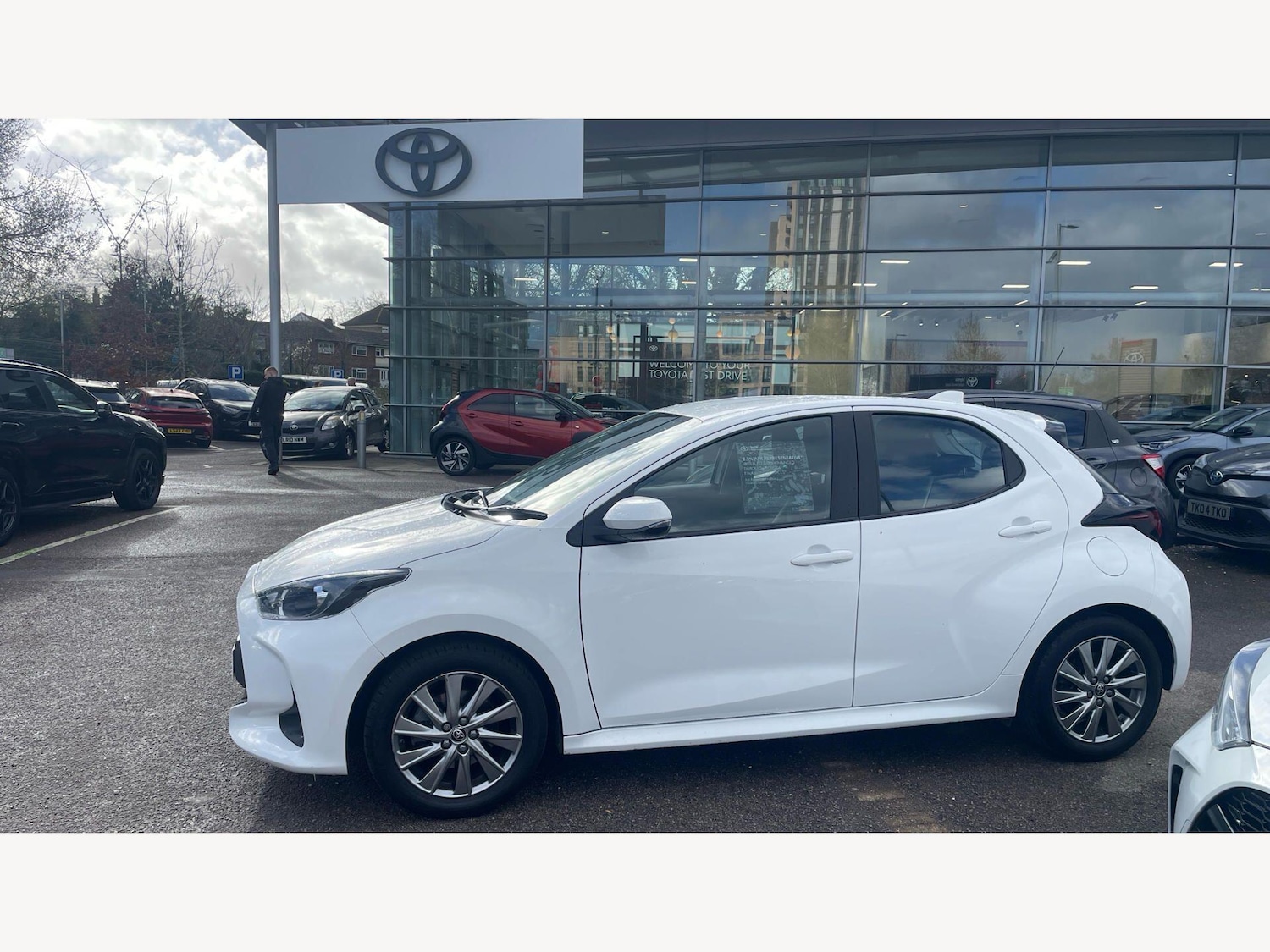 Used Toyota Yaris for sale - 77993606: Photo 19