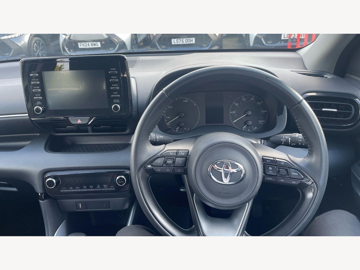 Used Toyota Yaris for sale - 77993606: Photo 8