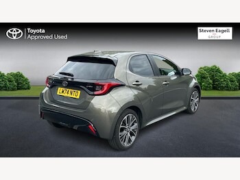 Used Toyota Yaris 2024 for sale - 78572882: Photo