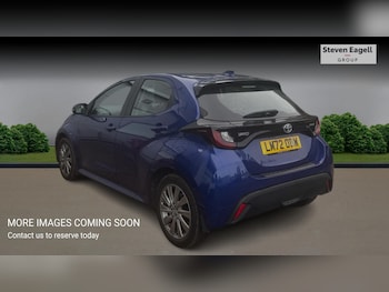 Used Toyota Yaris 2022 for sale - 76458163: Photo