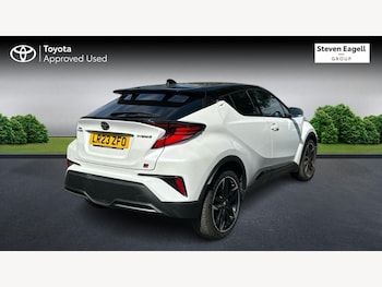 Used Toyota C-HR 2023 for sale - 79317199: Photo