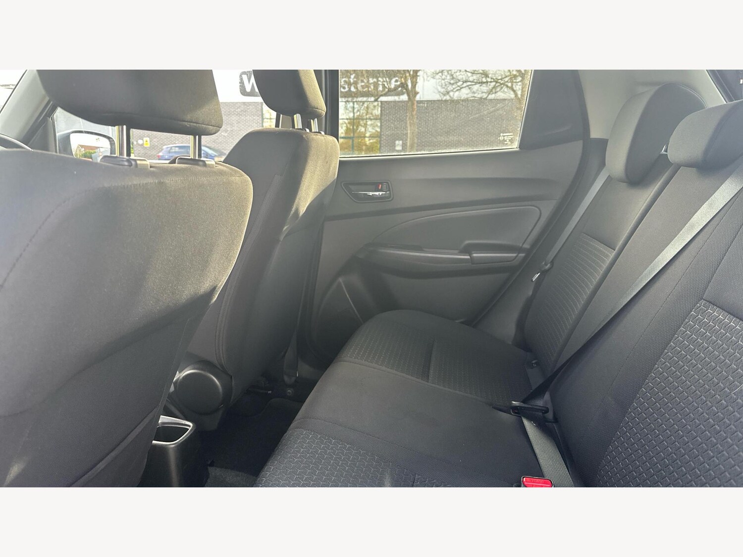 Used Suzuki Swift 2020 for sale - 77400450: Photo 15