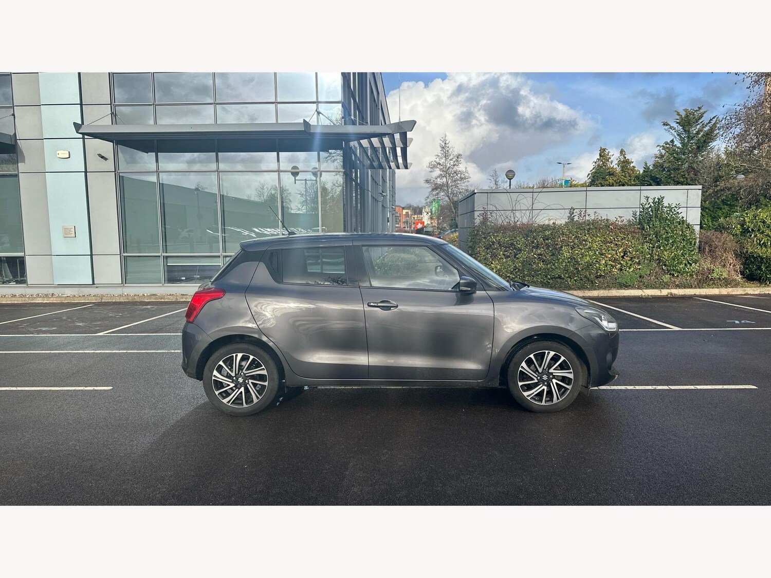 Used Suzuki Swift 2020 for sale - 77496486: Photo 18