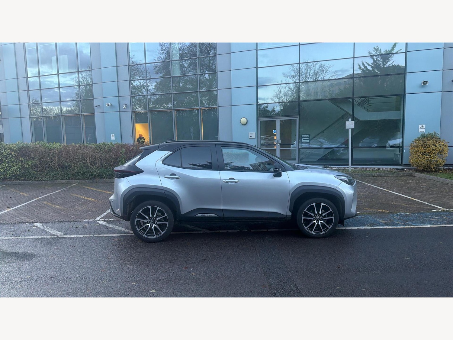 Used Toyota Yaris Cross 2023 for sale - 76849654: Photo 18