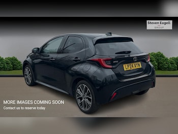 Used Toyota Yaris 2024 for sale - 77993438: Photo