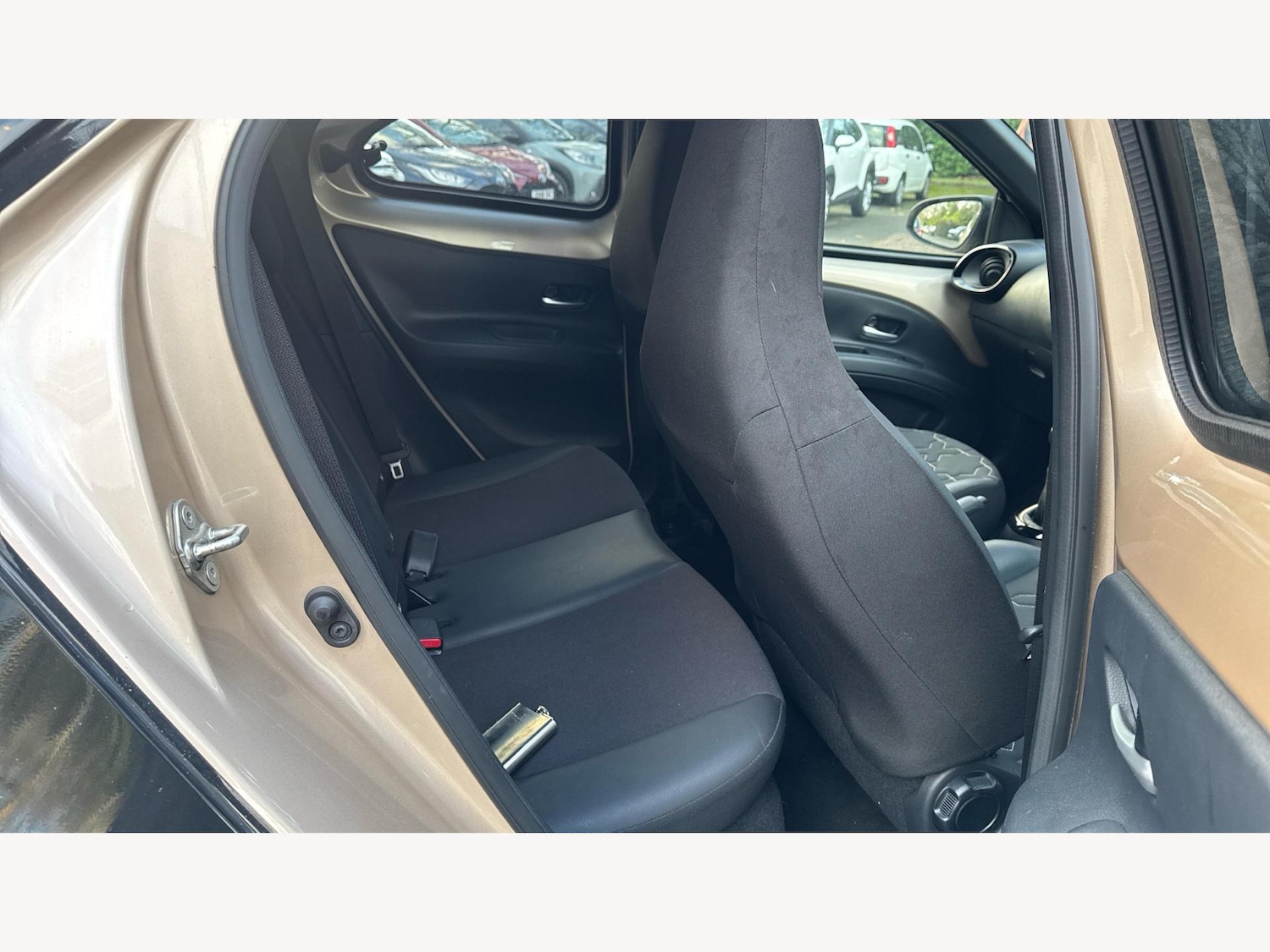 Used Toyota Aygo X 2023 for sale - 77017055: Photo 14