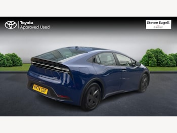 Used Toyota Prius 2024 for sale - 76295762: Photo 2
