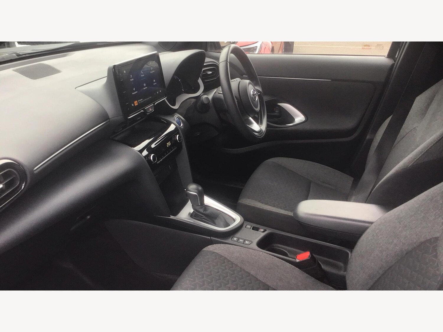 Used Toyota Yaris Cross 2022 for sale - 77468234: Photo 12