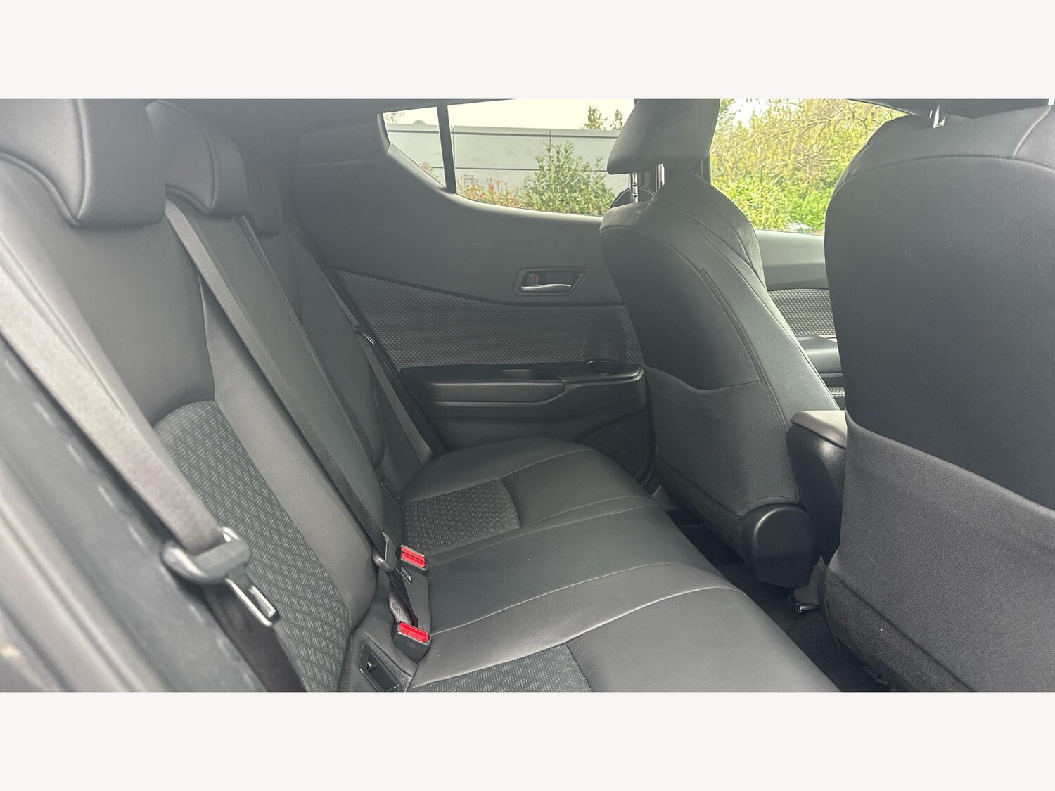 Used Toyota C-HR 2021 for sale - 77598326: Photo 14