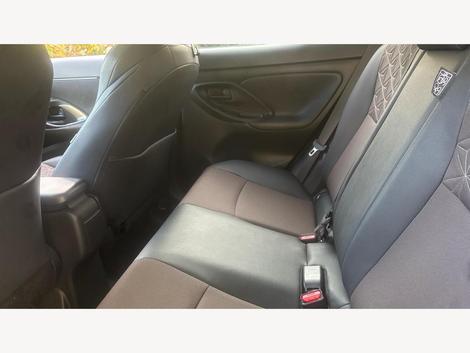 Used Toyota Yaris Cross 2023 for sale - 76259713: Photo 14