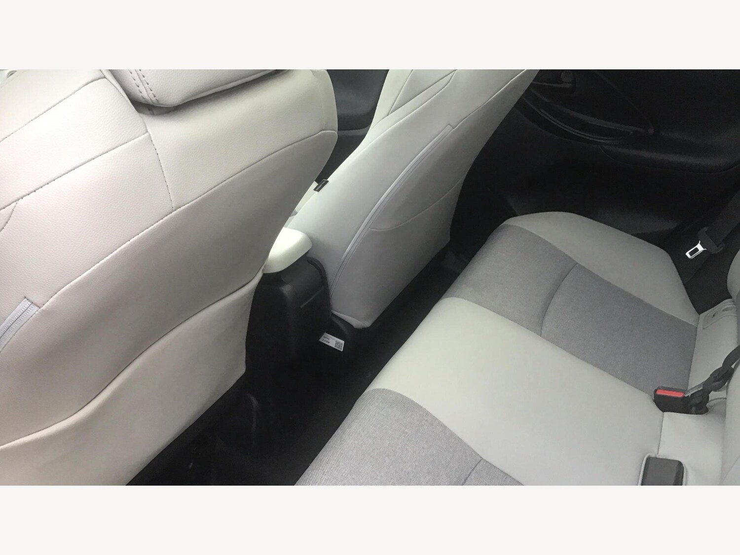 Used Toyota Yaris 2022 for sale - 77376530: Photo 15