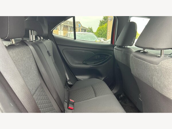 Used Toyota Yaris Cross 2022 for sale - 76151897: Photo 14