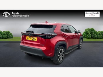 Used Toyota Yaris Cross 2022 for sale - 76151897: Photo 2