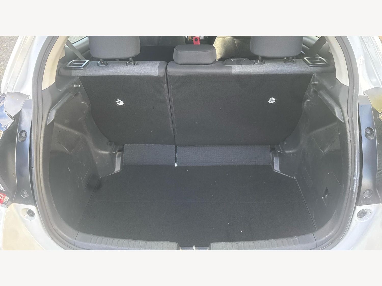 Used Toyota Yaris 2022 for sale - 76473483: Photo 16