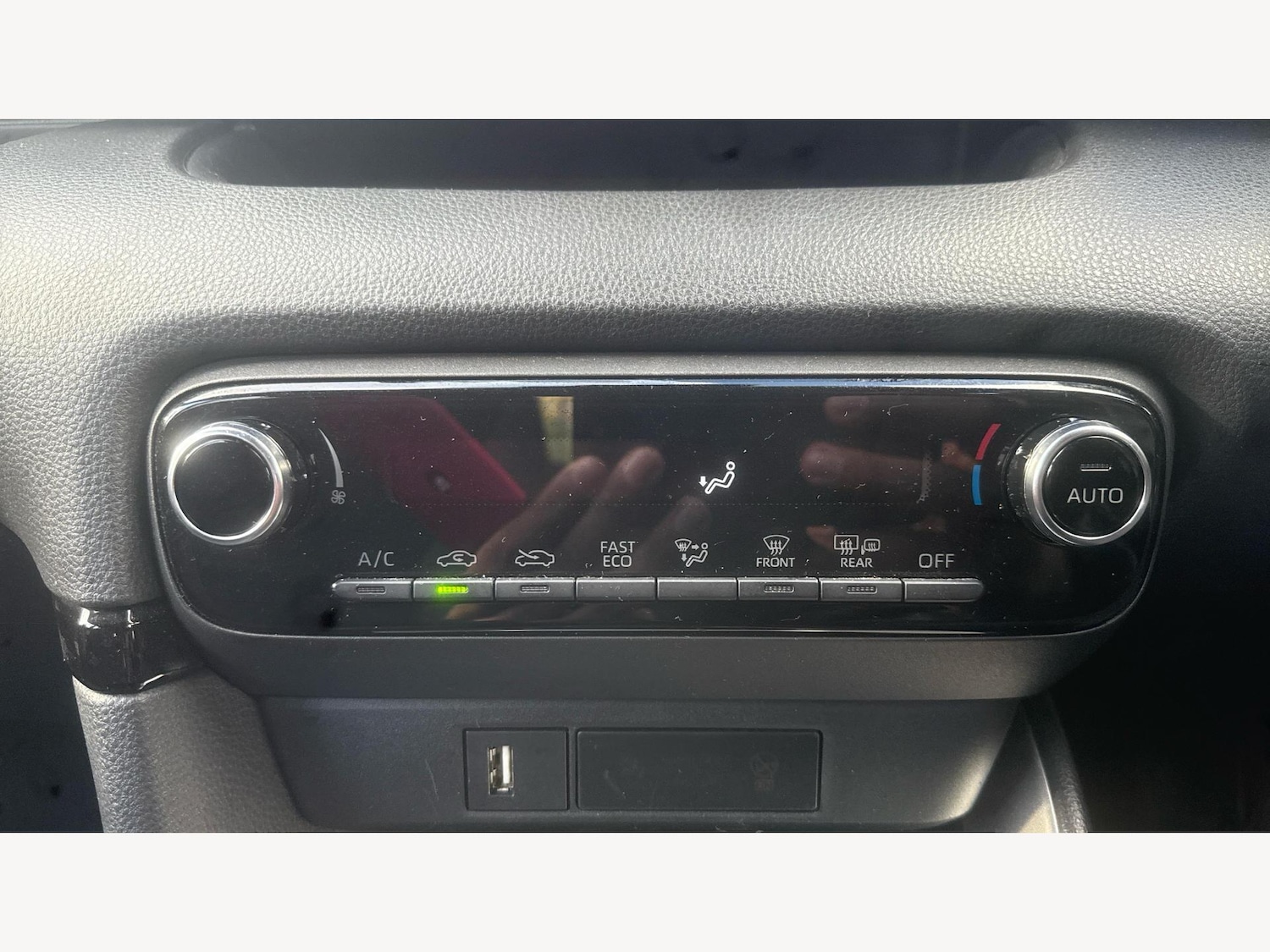 Used Toyota Yaris 2022 for sale - 76473483: Photo 26